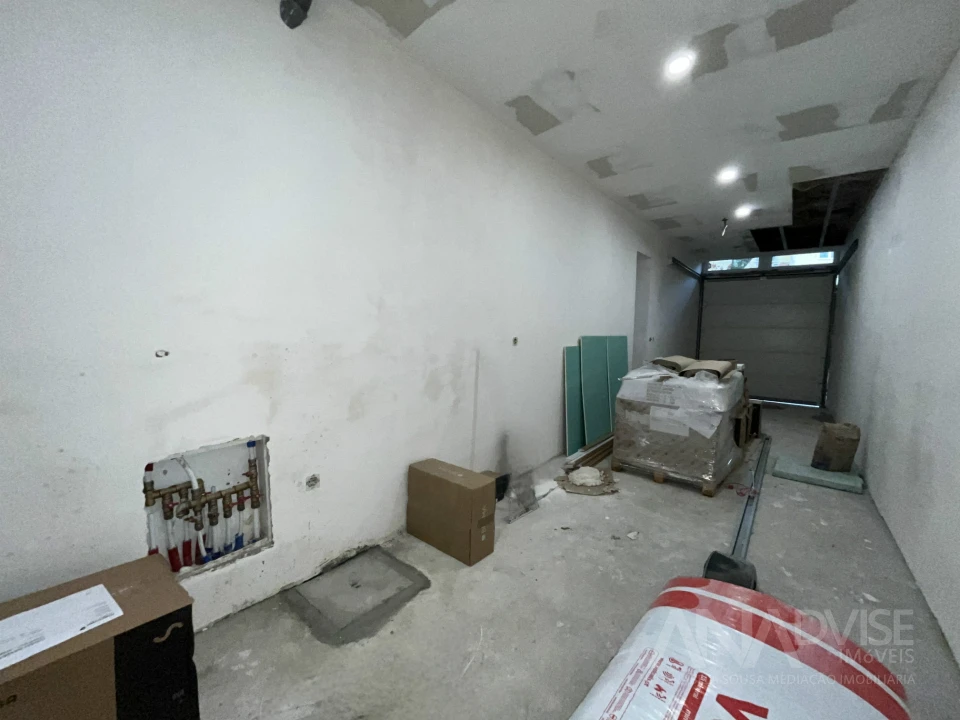 Apartamento T2 para Venda em Cavernães Foto 17