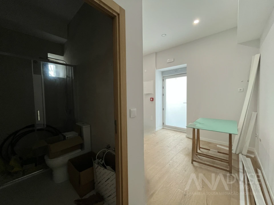 Apartamento T2 para Venda em Cavernães Foto 21