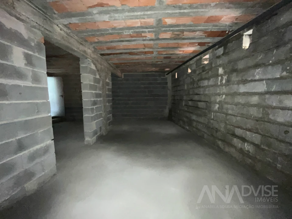 Apartamento T2 para Venda em Cavernães Foto 29