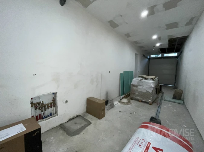 Apartamento T2 para Venda em Cavernães Foto 17