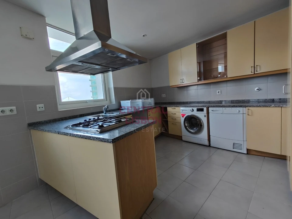 Apartamento T3 para Venda em Parque das Nações Foto 11