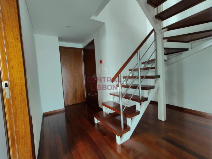 Apartamento T3 para Venda em Parque das Nações Foto 19