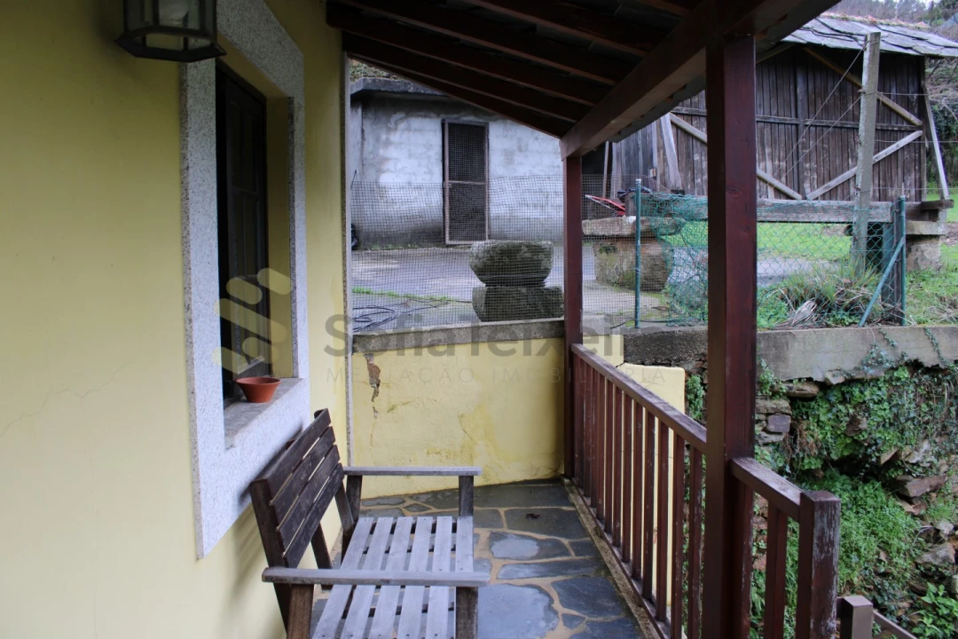 Moradia T4 para Venda em Nespereira Foto 6