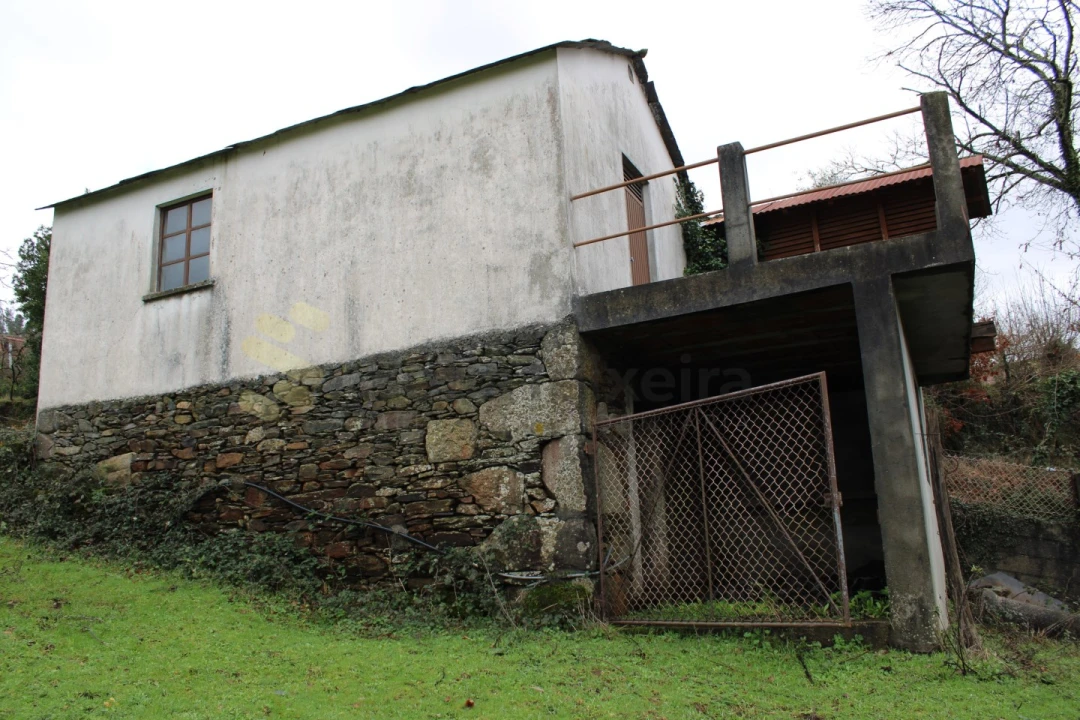 Moradia T4 para Venda em Nespereira Foto 21