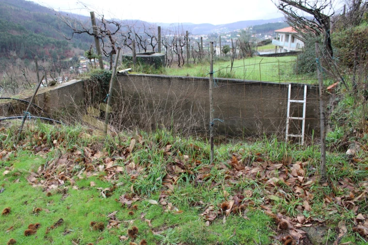 Moradia T4 para Venda em Nespereira Foto 15