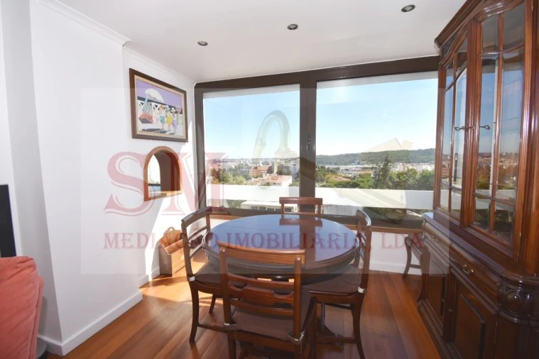 Apartamento T2 para Arrendamento em Alfragide Foto 8