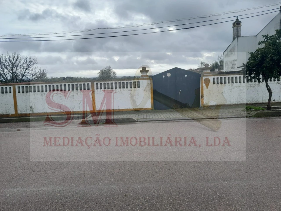 Moradia T7 para Venda em Capelins (Santo Antonio) Foto 2
