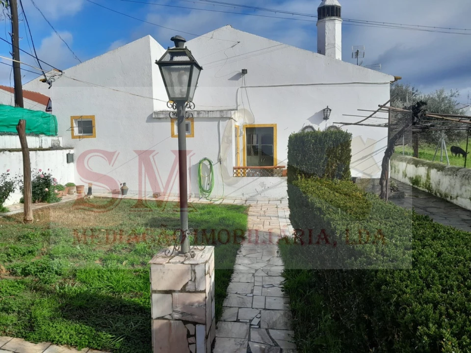 Moradia T7 para Venda em Capelins (Santo Antonio) Foto 8