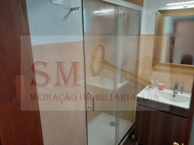 Moradia T7 para Venda em Capelins (Santo Antonio) Foto 27