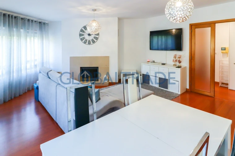 Apartamento T3 para Venda em Fânzeres e São Pedro da Cova Foto 6