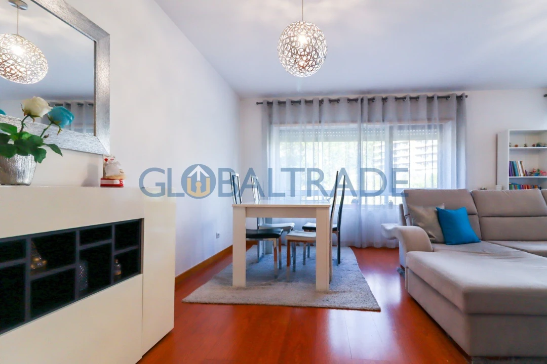 Apartamento T3 para Venda em Fânzeres e São Pedro da Cova Foto 4