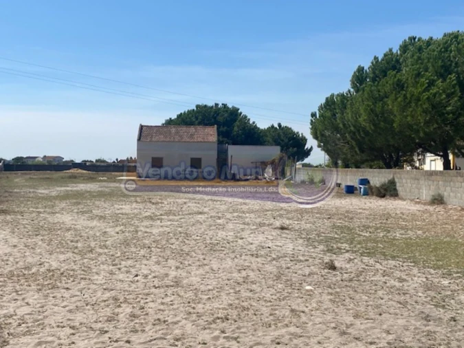 Terreno para Venda em Samora Correia Foto 3