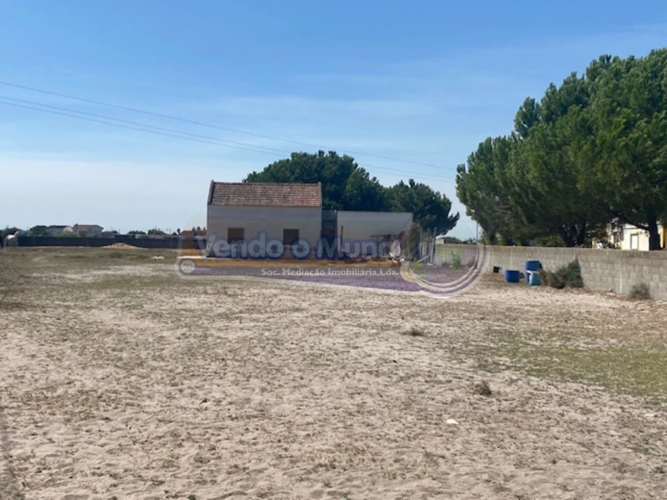 Terreno para Venda em Samora Correia Foto 2