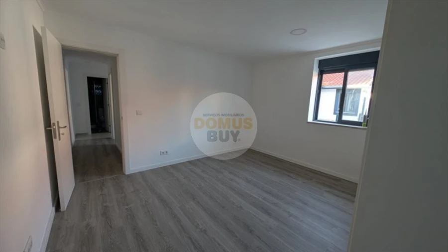 Moradia T2 para Venda em Baixa da Banheira e Vale da Amoreira Foto 10