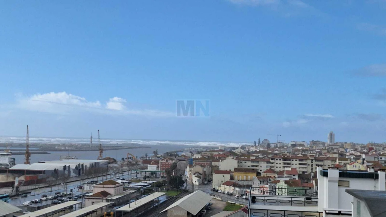 Apartamento T1 para Venda em Buarcos Foto 1