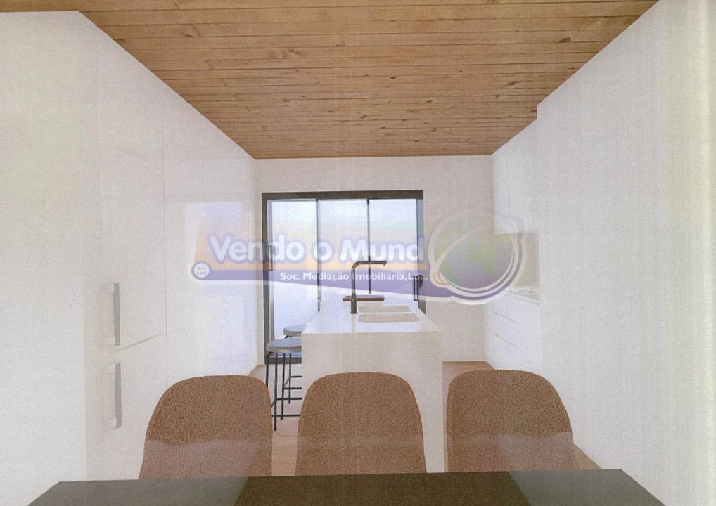 Moradia T2 para Venda em Mora Foto 8