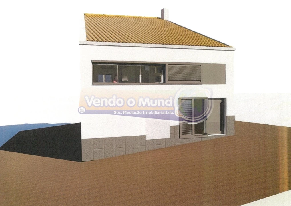 Moradia T2 para Venda em Mora Foto 3