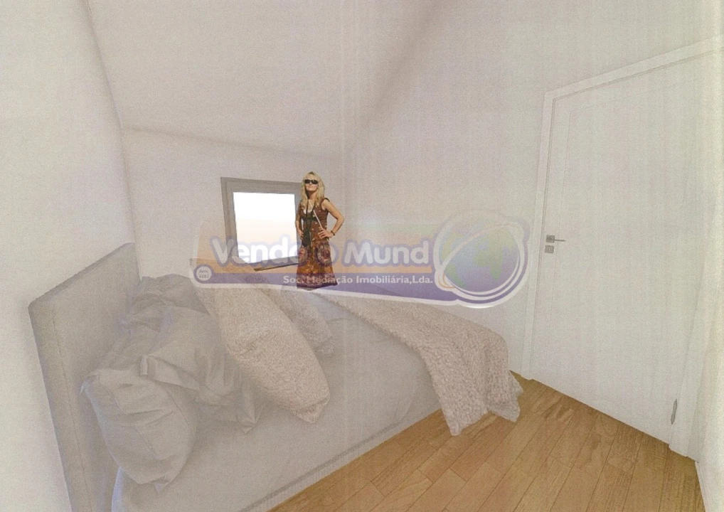 Moradia T2 para Venda em Mora Foto 11