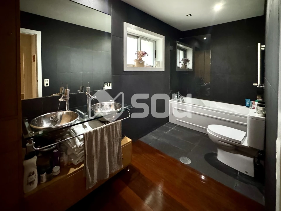 Apartamento T4 para Venda em Antas e Abade de Vermoim Foto 15