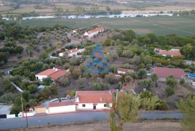Moradia T3 para Venda em Santa Margarida da Coutada