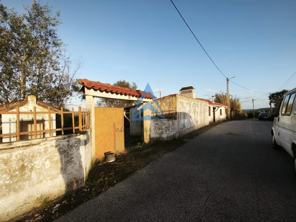 Moradia T3 para Venda em Santa Margarida da Coutada Foto 6