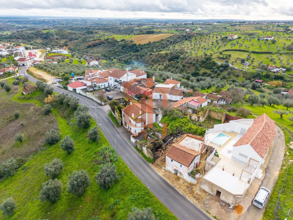 Moradia T2 para Venda em Pernes Foto 5