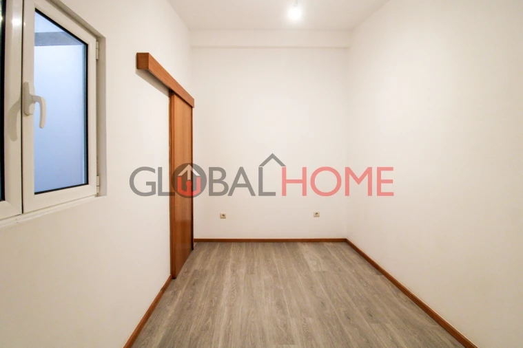 Moradia T3 para Venda em Campanhã Foto 11