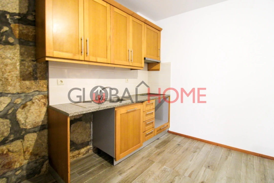 Moradia T3 para Venda em Campanhã Foto 7