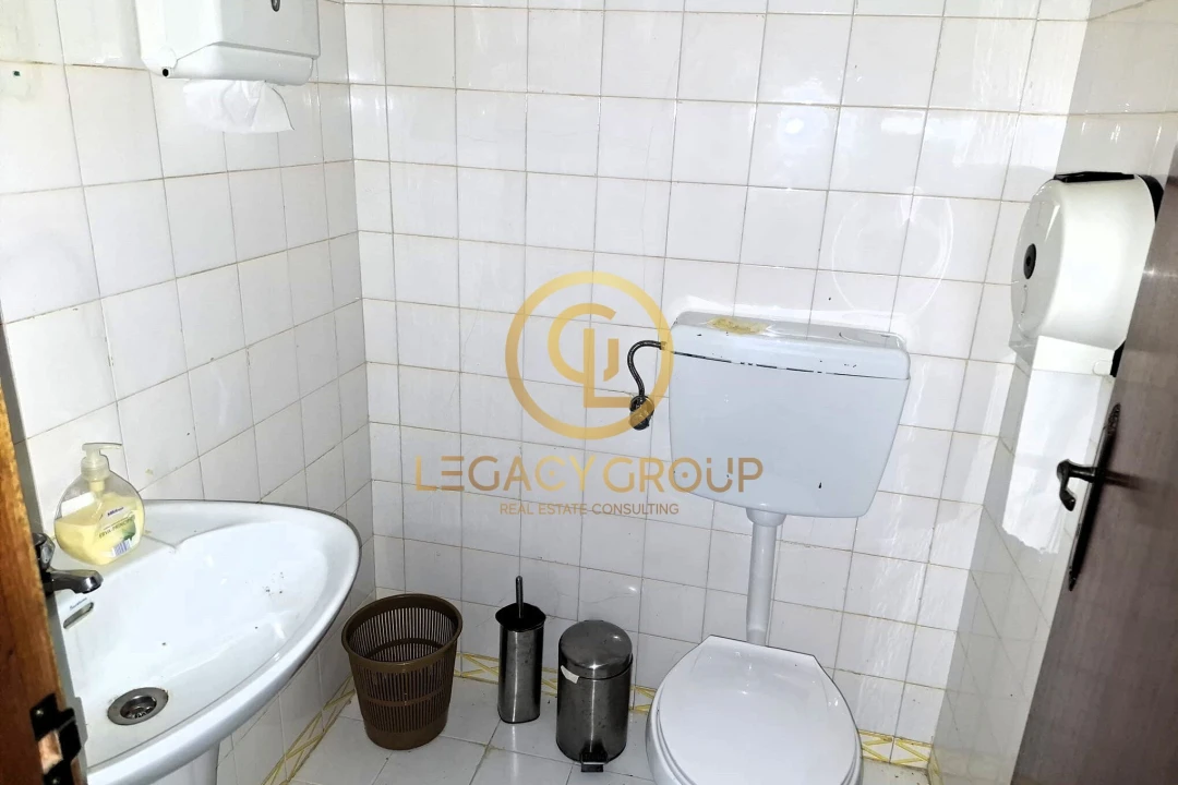 Loja para Arrendamento em Albufeira e Olhos de Água Foto 14