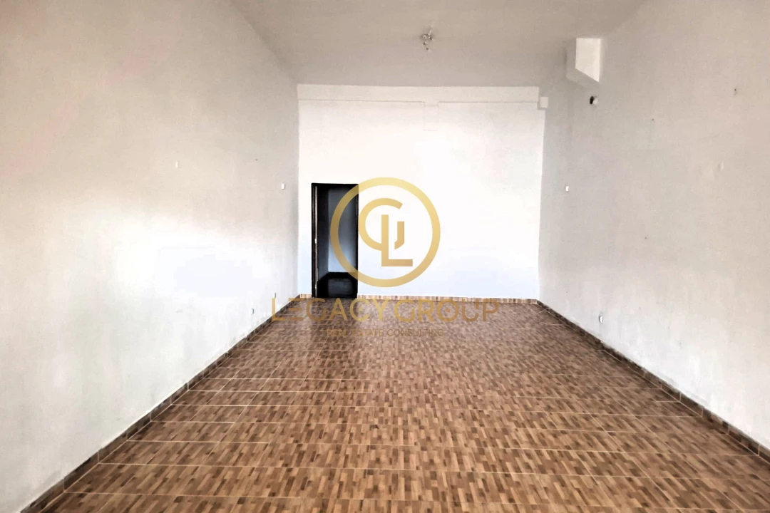 Loja para Arrendamento em Albufeira e Olhos de Água Foto 2