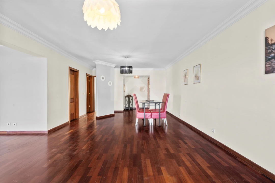 Apartamento T3 para Arrendamento em Funchal (São Pedro) Foto 6