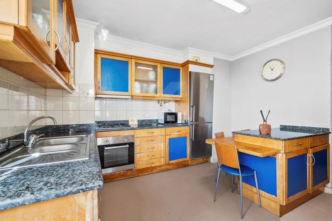 Apartamento T3 para Arrendamento em Funchal (São Pedro) Foto 17