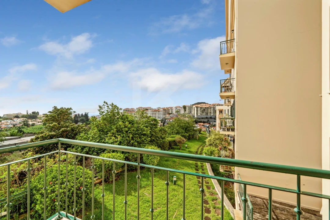 Apartamento T3 para Arrendamento em Funchal (São Pedro) Foto 24