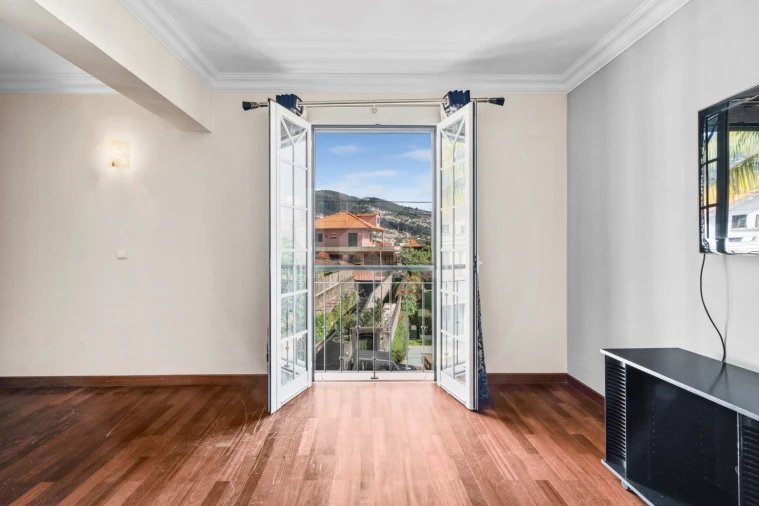 Apartamento T3 para Arrendamento em Funchal (São Pedro) Foto 4