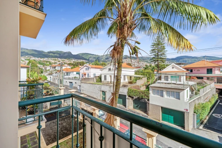 Apartamento T3 para Arrendamento em Funchal (São Pedro) Foto 8