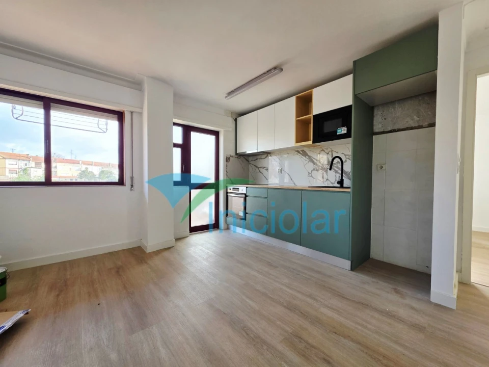 Apartamento T2 para Venda em Rio Tinto Foto 1