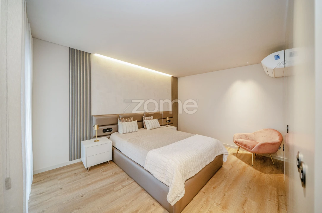 Apartamento T3 para Venda em Vila de Prado Foto 24