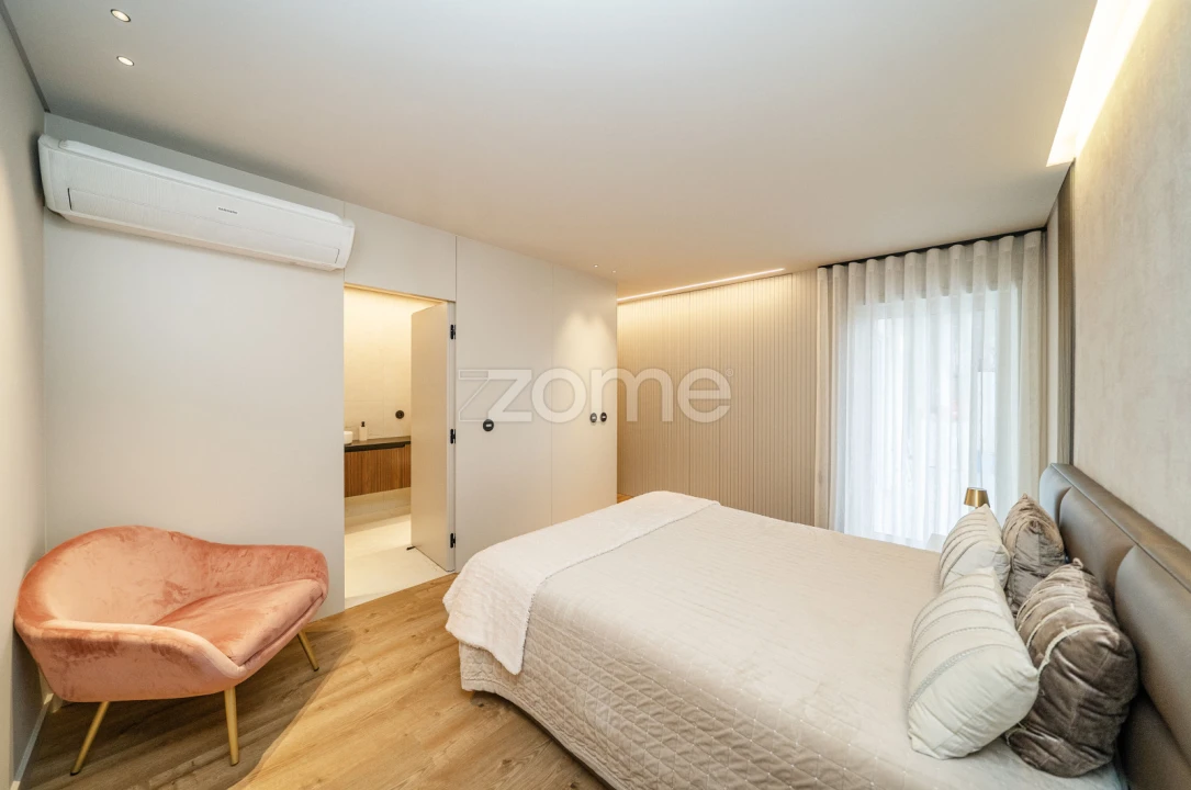 Apartamento T3 para Venda em Vila de Prado Foto 26