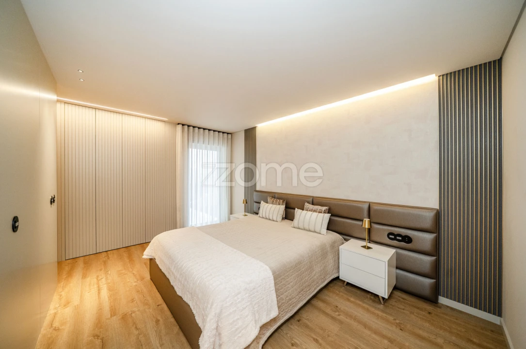 Apartamento T3 para Venda em Vila de Prado Foto 29