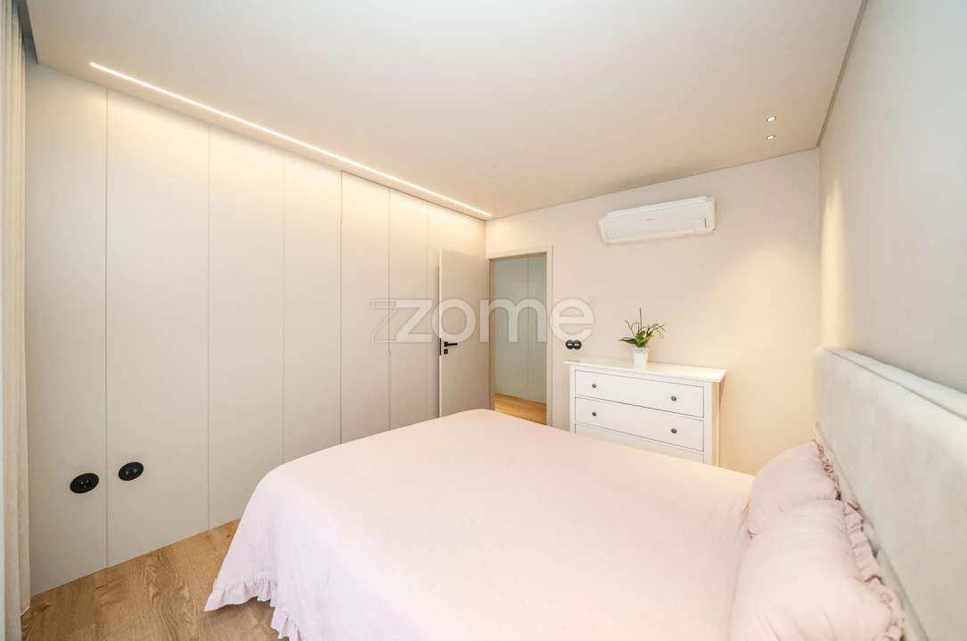 Apartamento T3 para Venda em Vila de Prado Foto 33