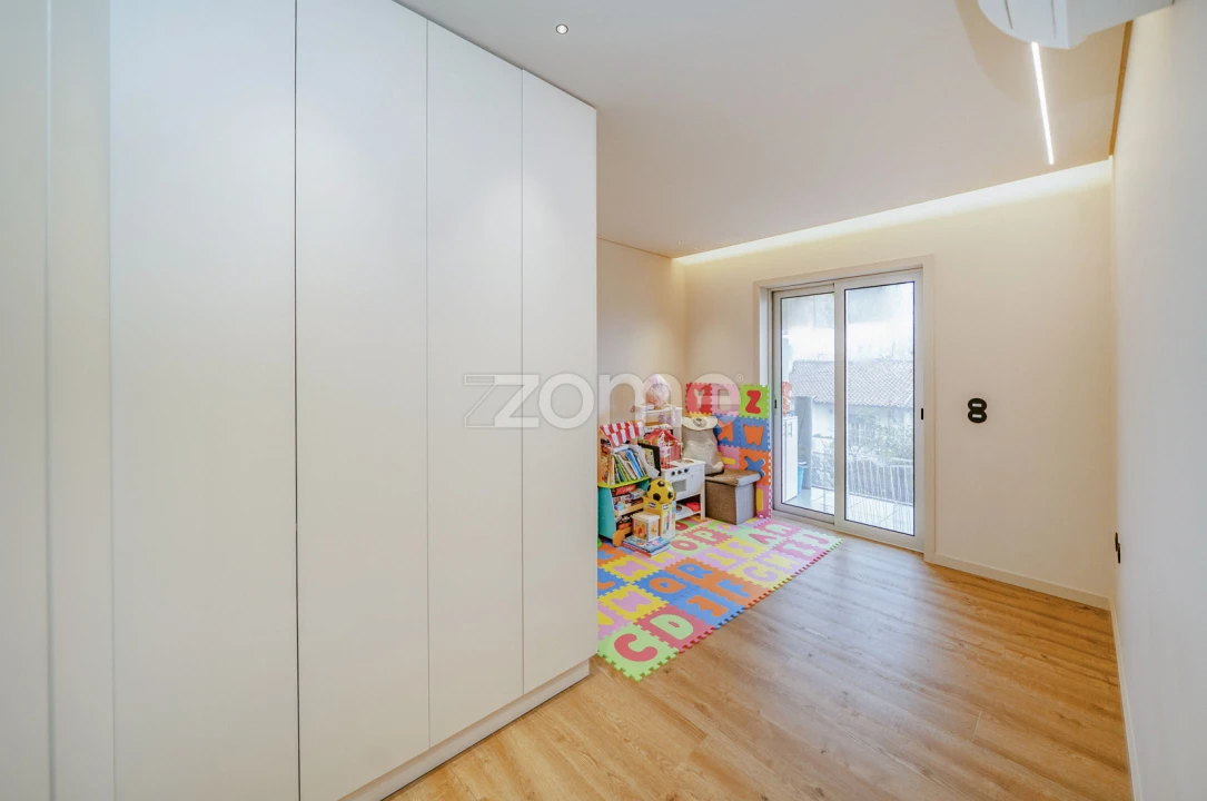 Apartamento T3 para Venda em Vila de Prado Foto 36