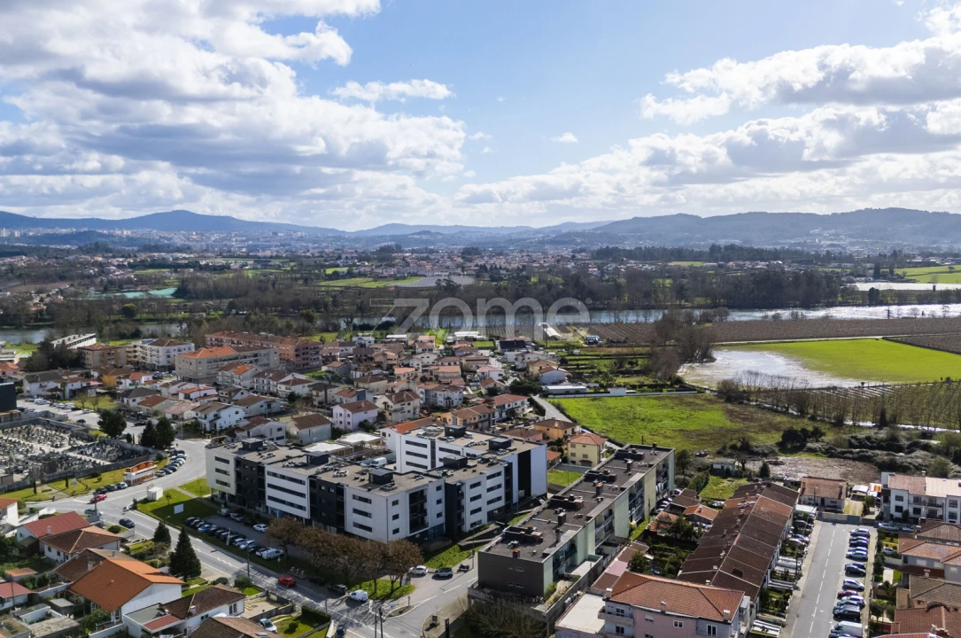 Apartamento T3 para Venda em Vila de Prado Foto 14