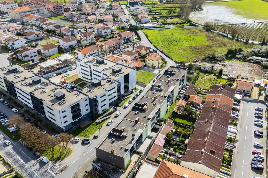 Apartamento T3 para Venda em Vila de Prado Foto 50