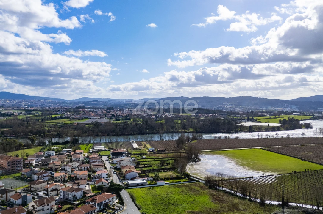 Apartamento T3 para Venda em Vila de Prado Foto 48