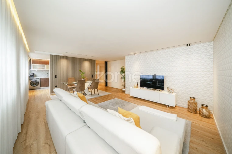 Apartamento T3 para Venda em Vila de Prado Foto 11