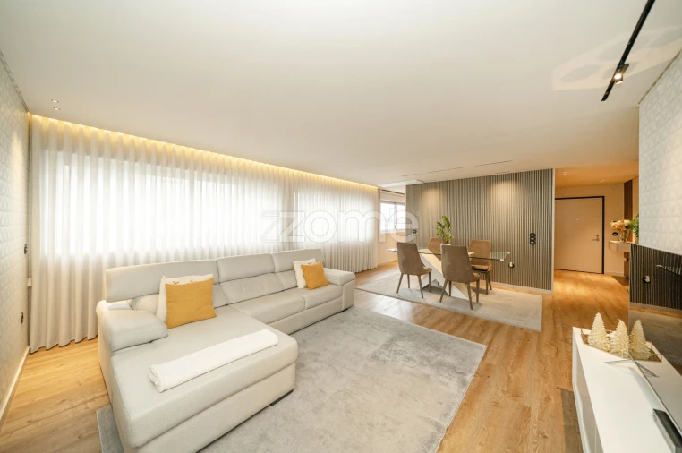 Apartamento T3 para Venda em Vila de Prado Foto 13