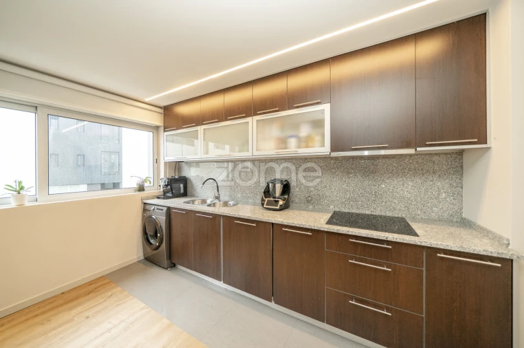 Apartamento T3 para Venda em Vila de Prado Foto 17