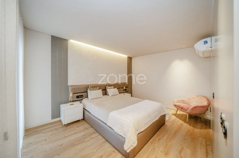 Apartamento T3 para Venda em Vila de Prado Foto 24