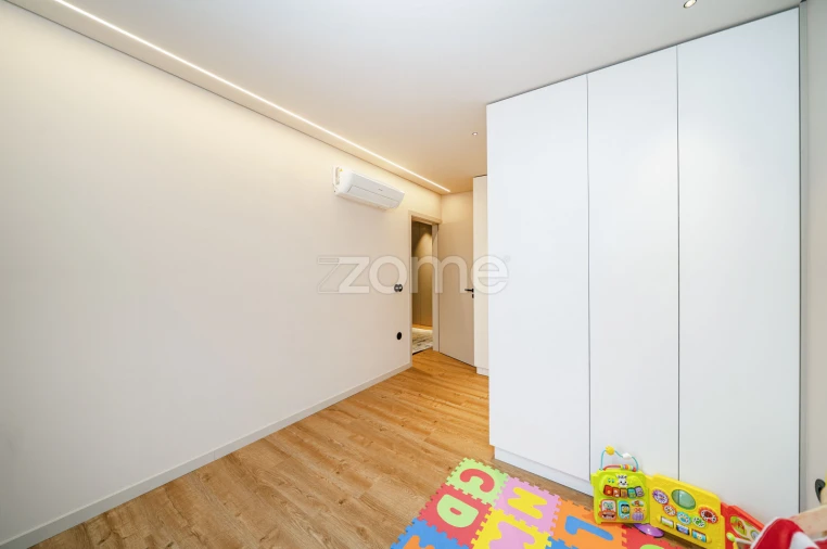 Apartamento T3 para Venda em Vila de Prado Foto 39