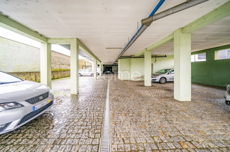 Apartamento T3 para Venda em Vila de Prado Foto 44